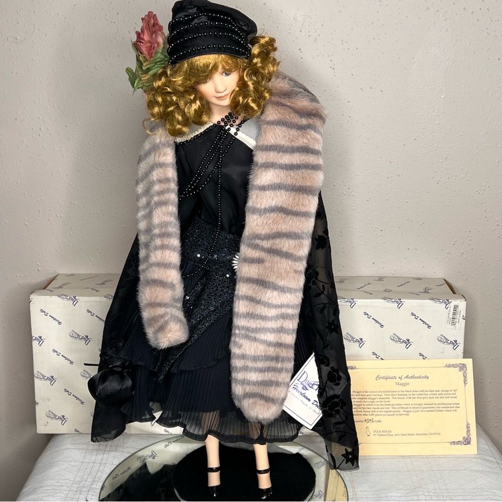 Duck House Heirloom Porcelain Doll Maggie 1920s Flapper